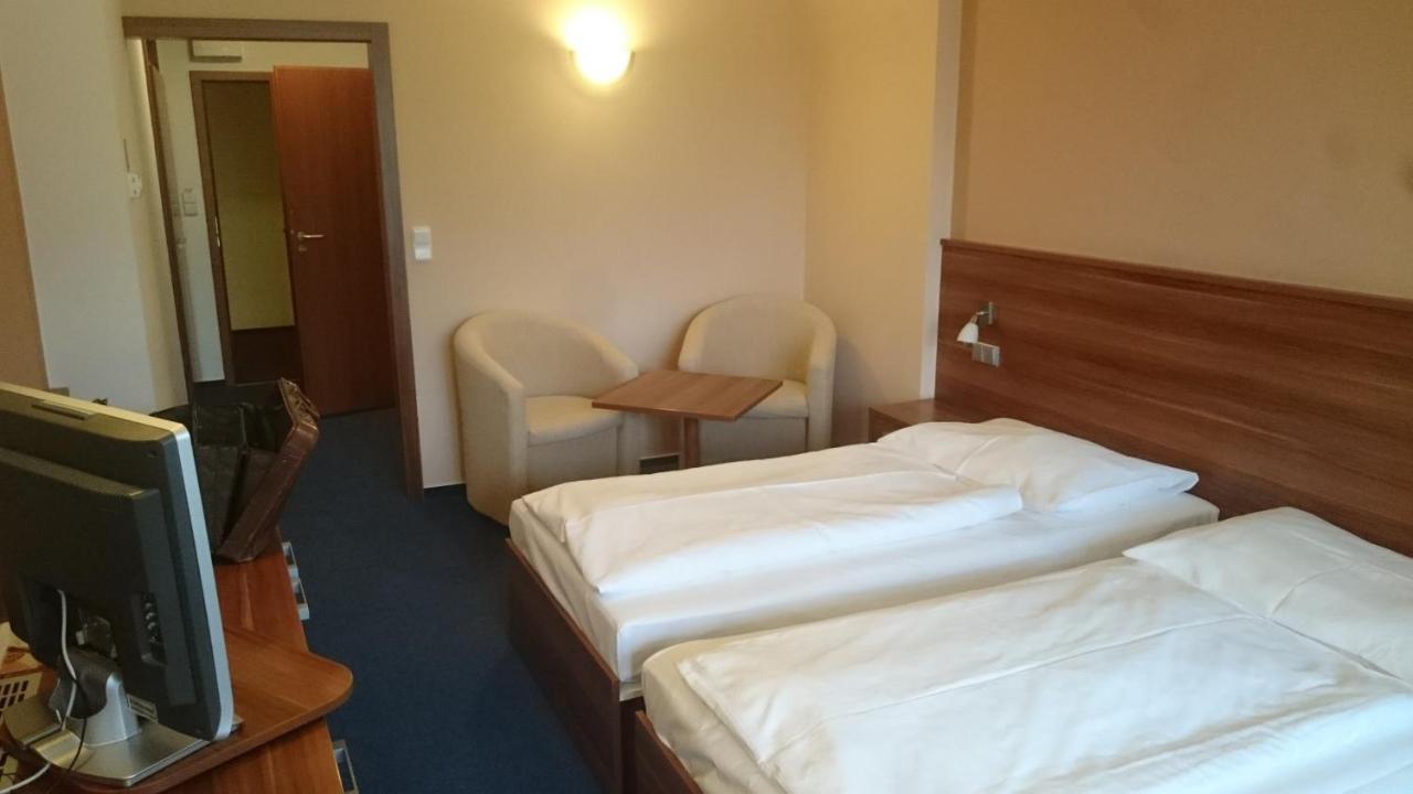 Lipno Wellness - Frymburk Hotel Private Family Room מראה חיצוני תמונה