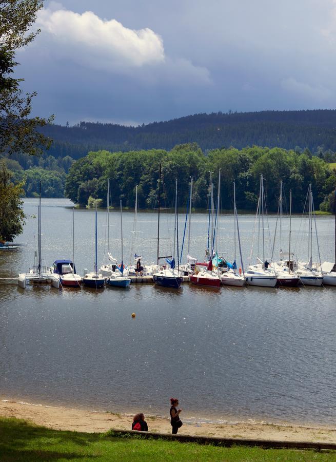 Lipno Wellness - Frymburk Hotel Private Family Room מראה חיצוני תמונה