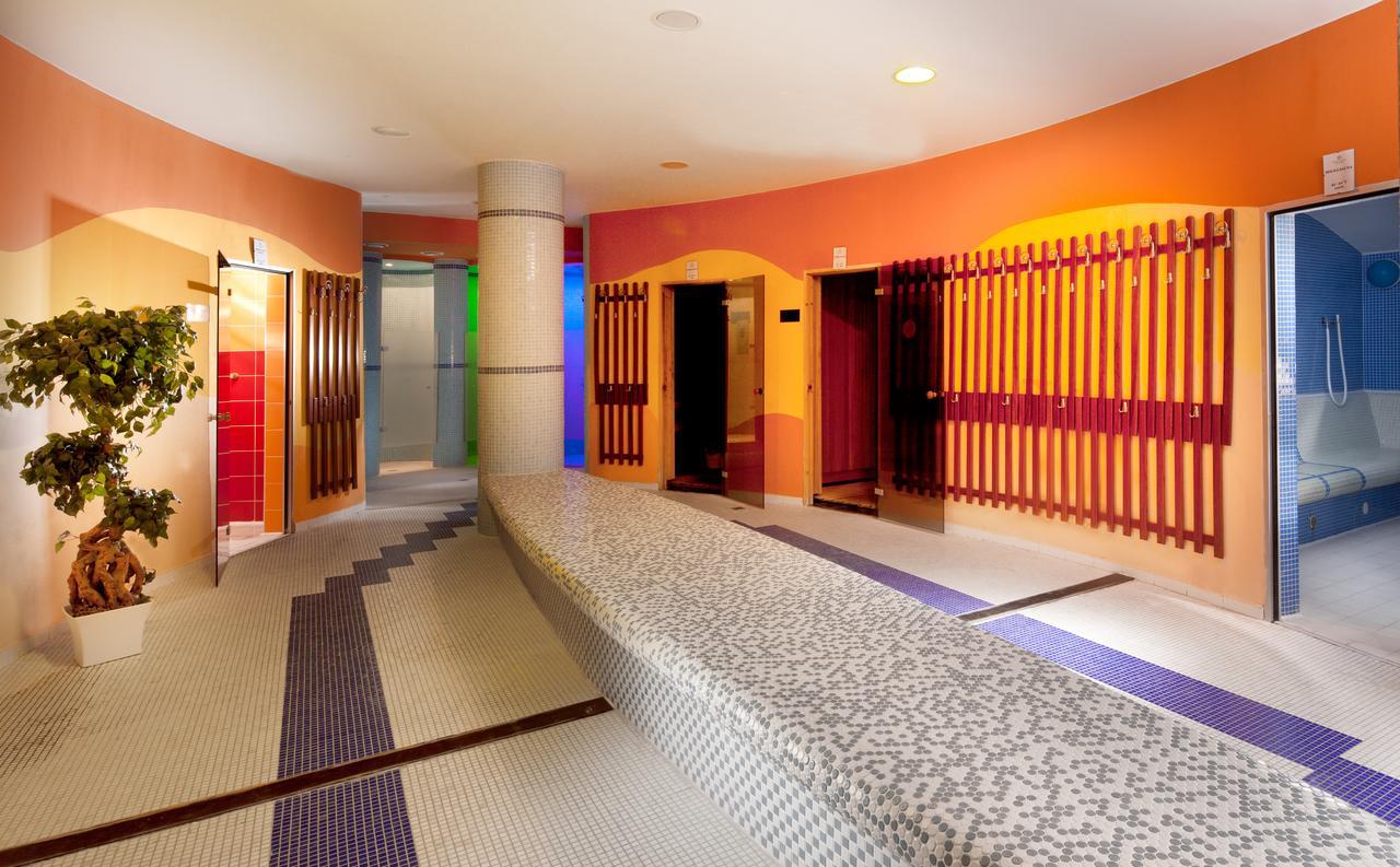 Lipno Wellness - Frymburk Hotel Private Family Room מראה חיצוני תמונה