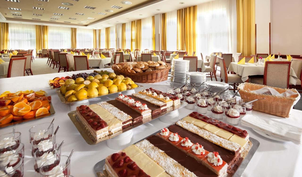 Lipno Wellness - Frymburk Hotel Private Family Room מראה חיצוני תמונה